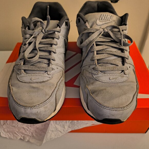 2019 version Nike Air Command Running Shoes Gray/Black Leather Men's Size 12 - Picture 3 of 10